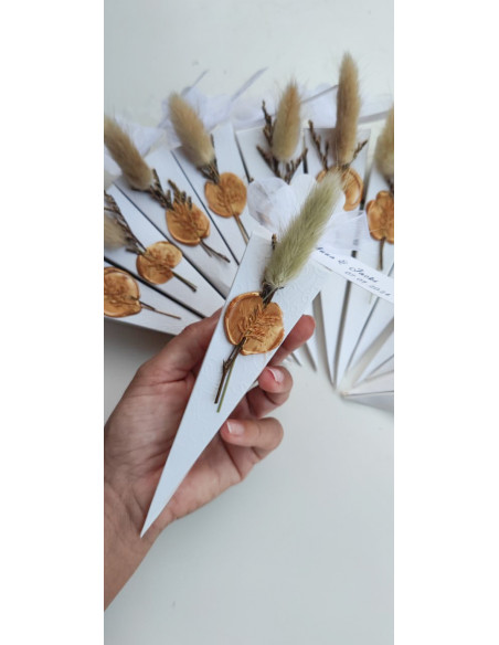 Conos con peladillas